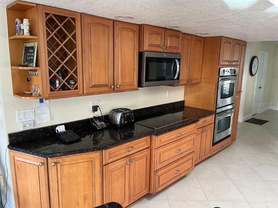 HORTI POINT RIVER FRONT ESTATES - Residential