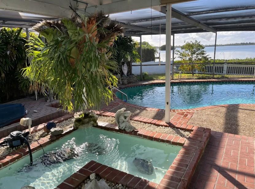 HORTI POINT RIVER FRONT ESTATES - Residential