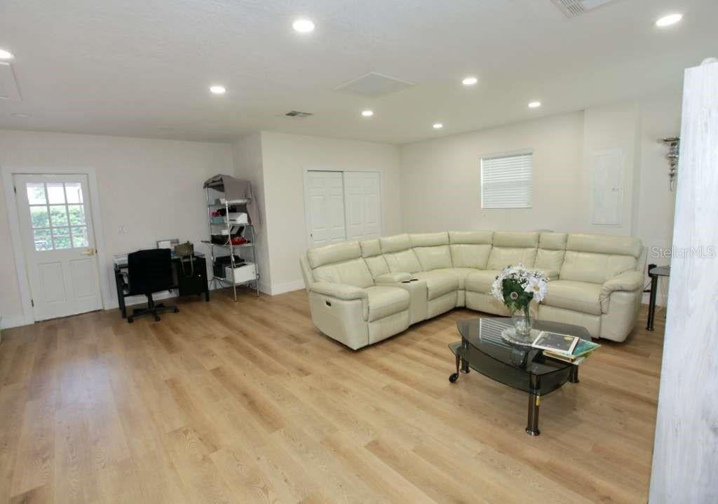 Photo of 815 Bishop Place, Seffner, FL 33584 (MLS # TB8551617)