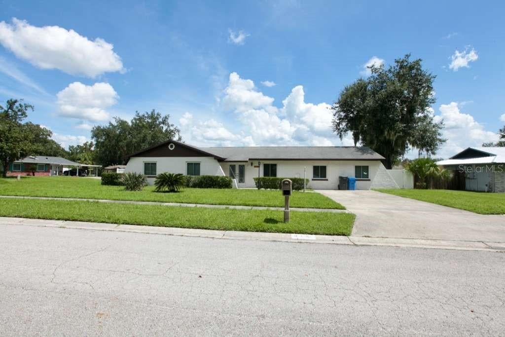 Photo of 815 Bishop Place, Seffner, FL 33584 (MLS # TB8551617)