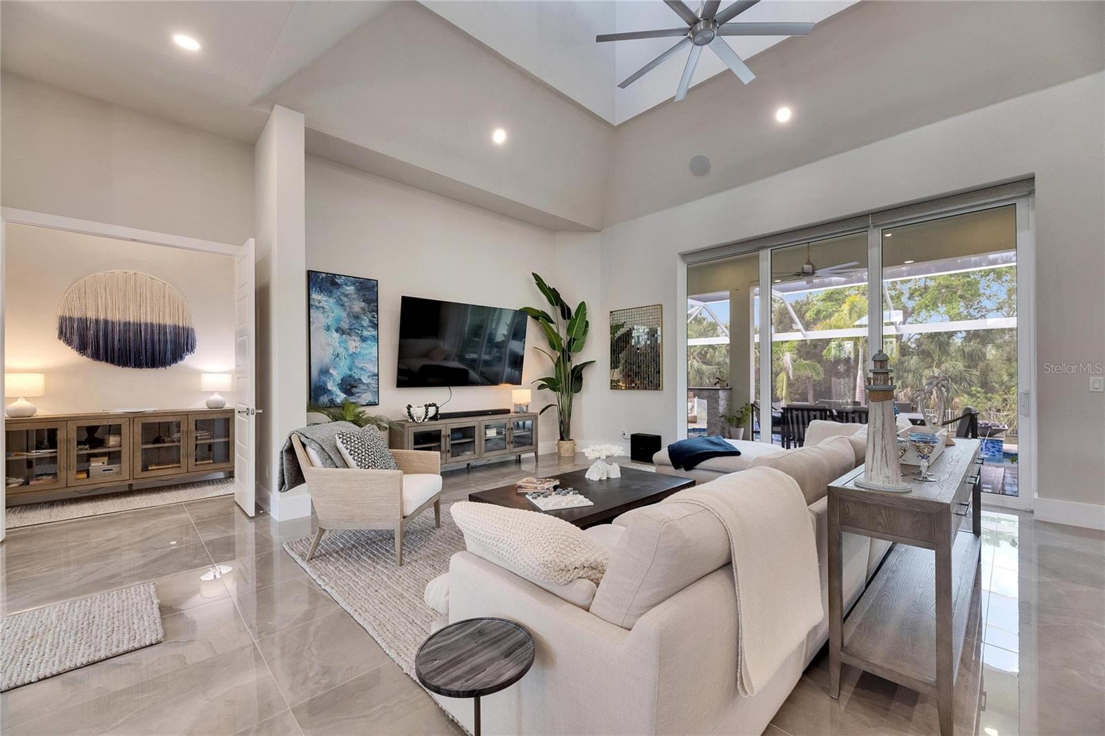 706 MANNS HARBOR DRIVE