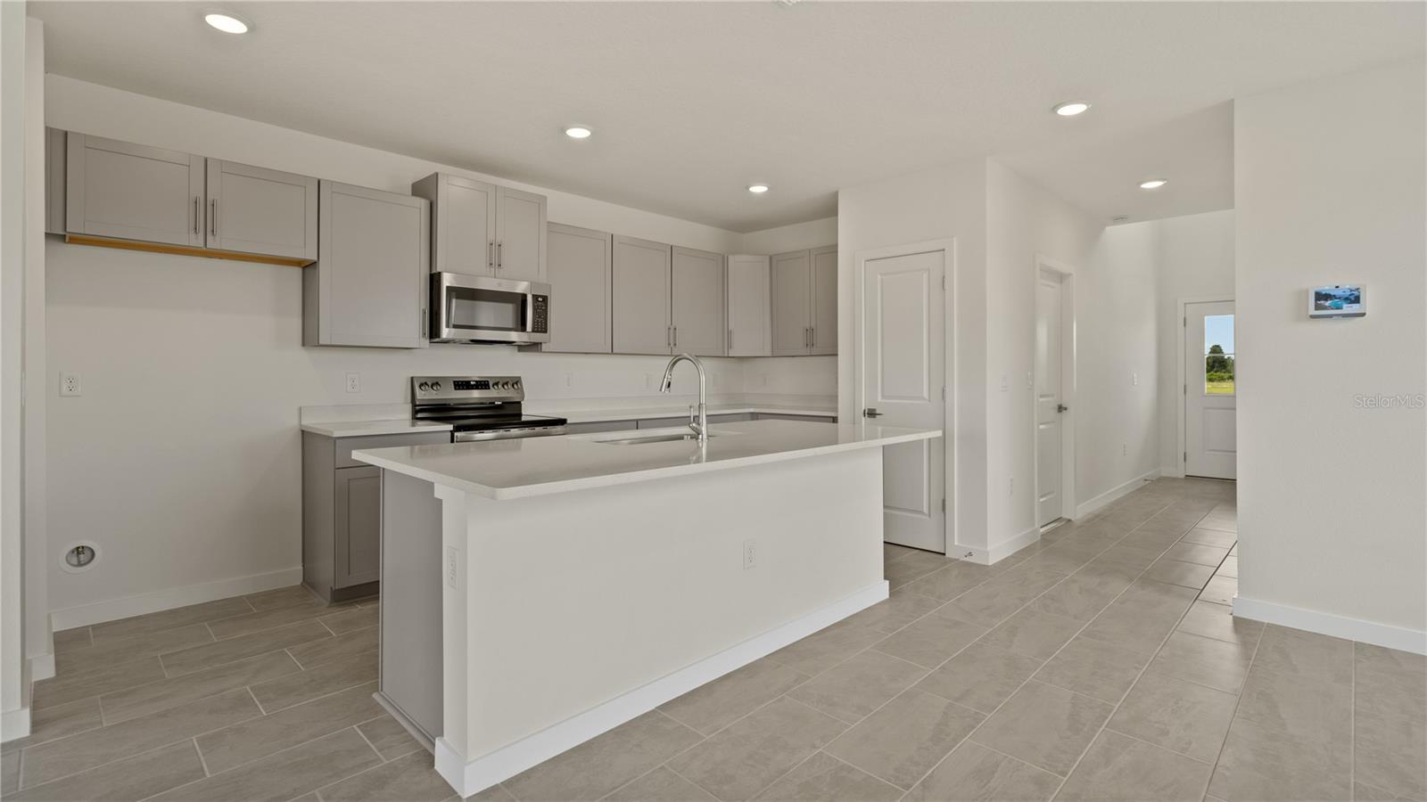 321 MEREDITH BOULEVARD