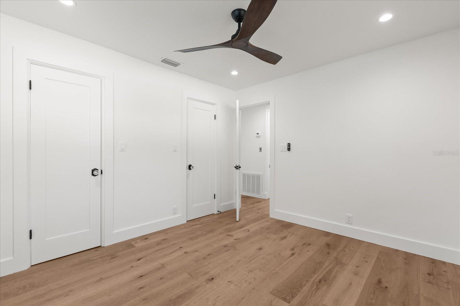 CRYSTAL LAKE TERRACE - Residential