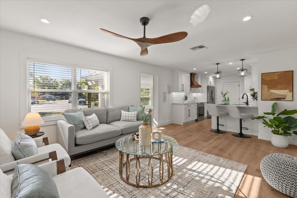 Photo of 426 Sunrise Court, Orlando, FL 32803 (MLS # O6392809)