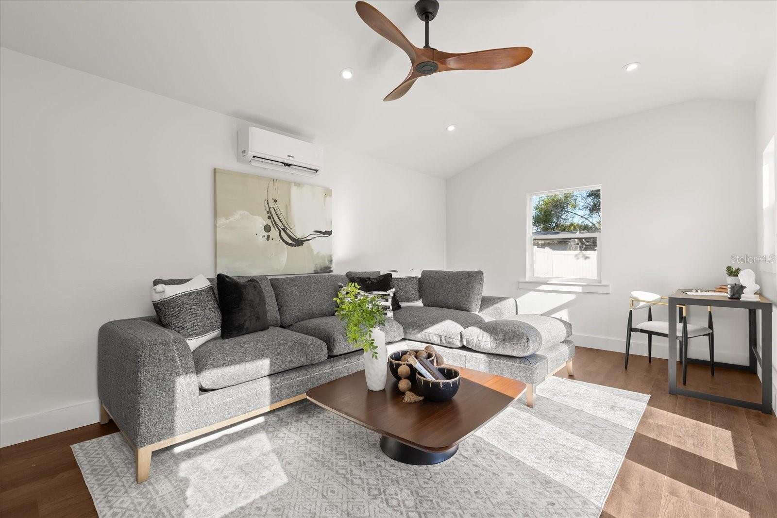 CRYSTAL LAKE TERRACE - Residential