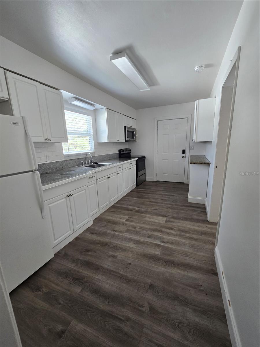 BAYBRIDGE REV - Residential Lease