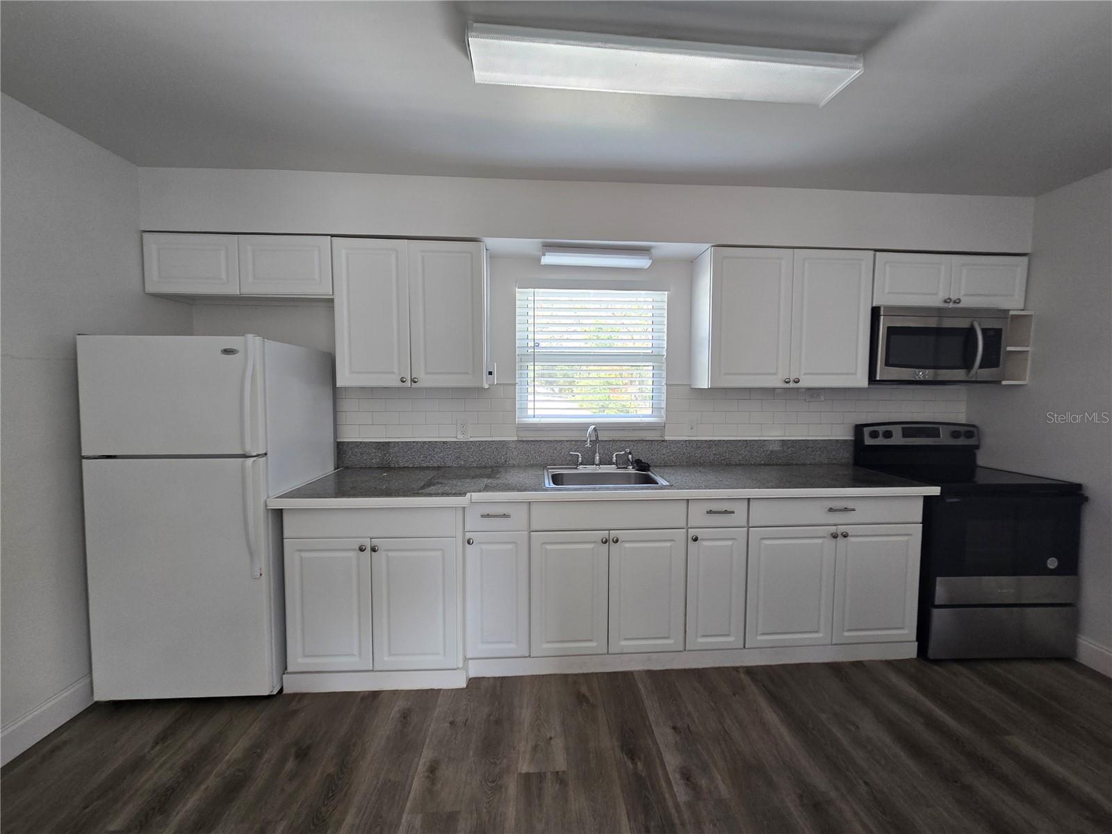 BAYBRIDGE REV - Residential Lease