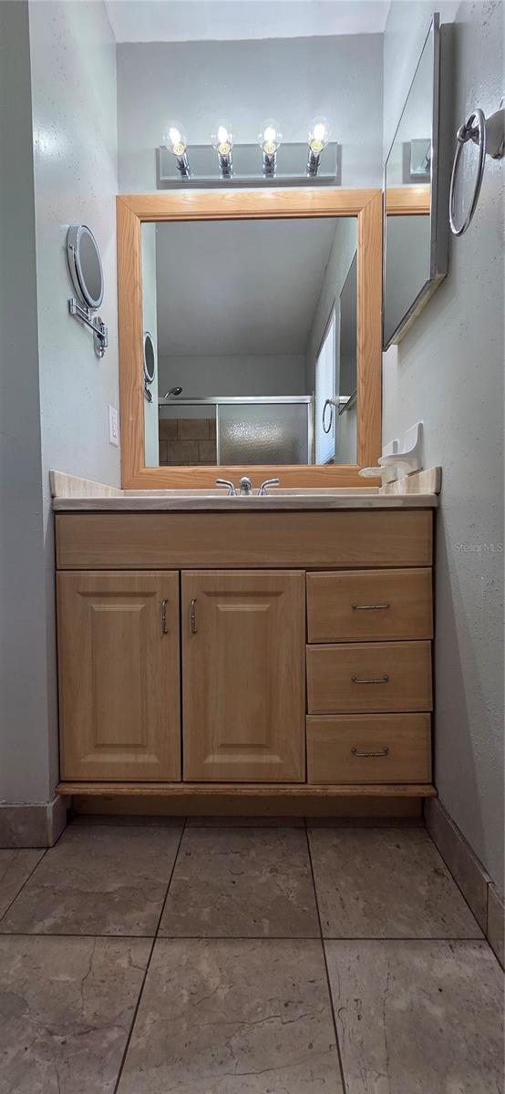 GRANTWOOD CONDO PH I - Residential
