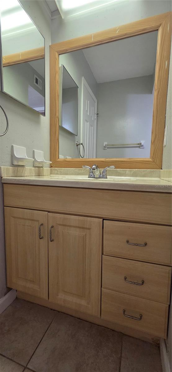 GRANTWOOD CONDO PH I - Residential