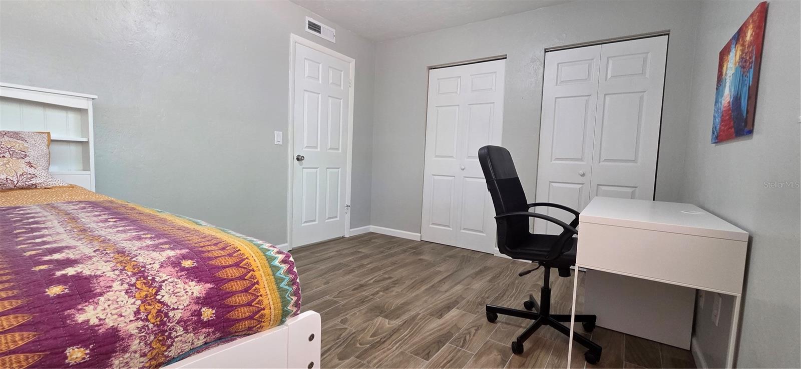 GRANTWOOD CONDO PH I - Residential