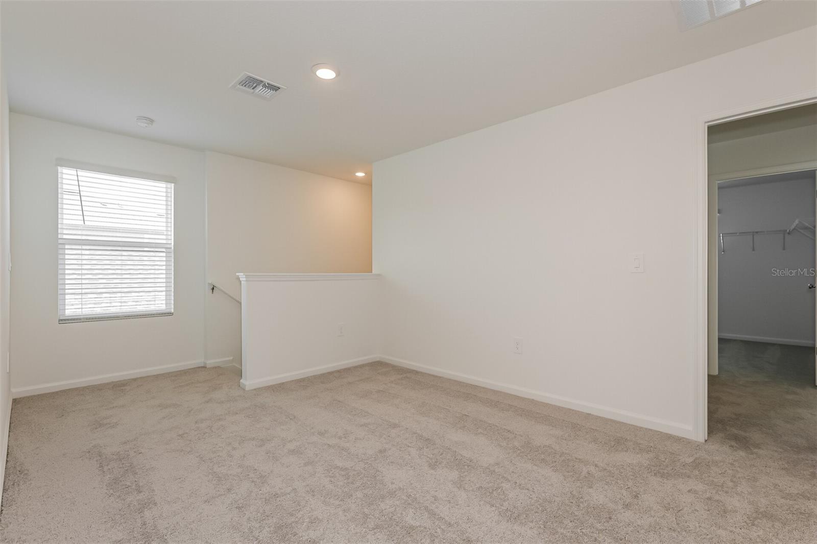 RANCHES/LK MCLEOD III - Residential Lease