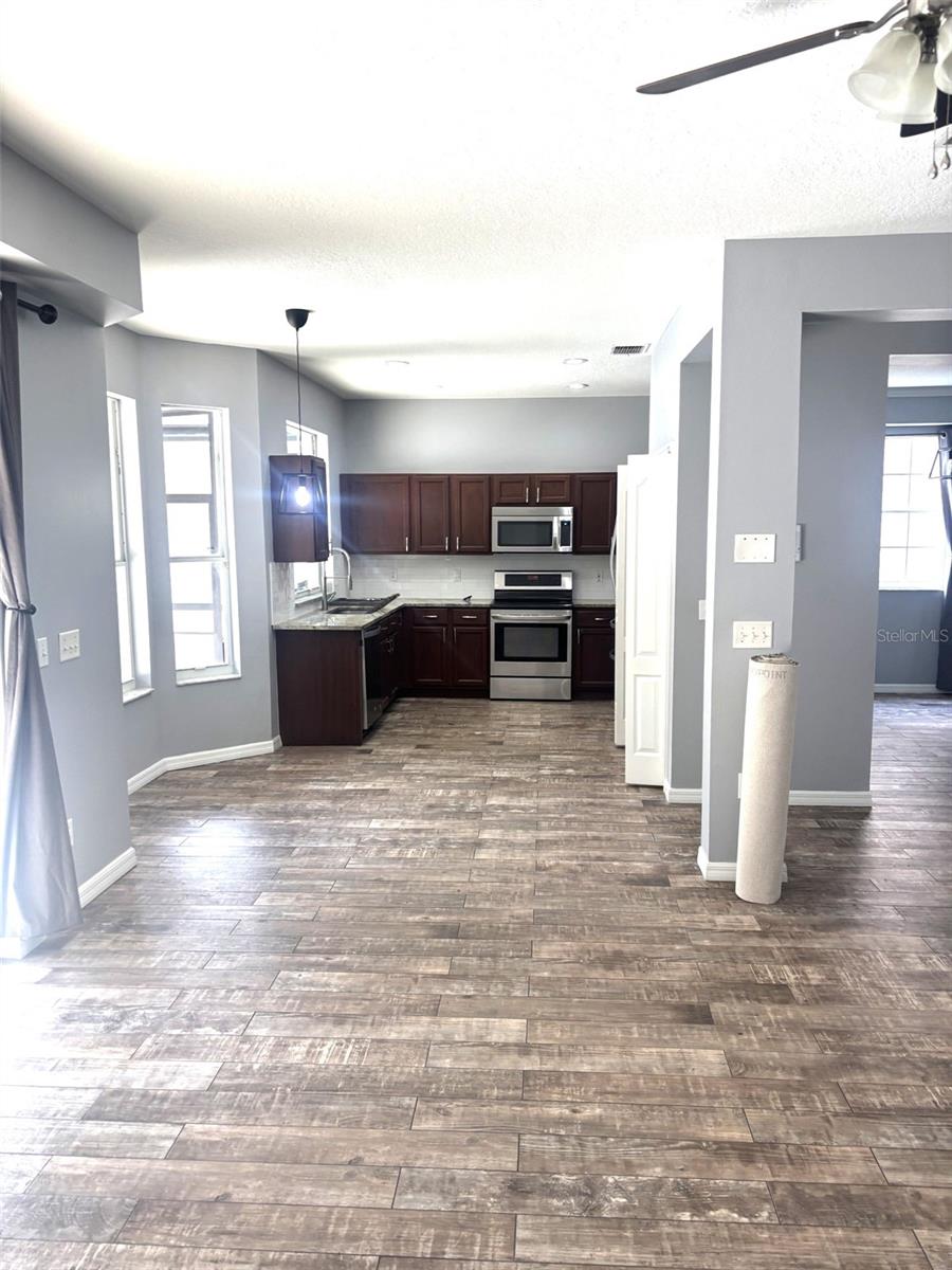 Photo of 862 Jade Forest Avenue, Orlando, FL 32828 (MLS # O6416210)