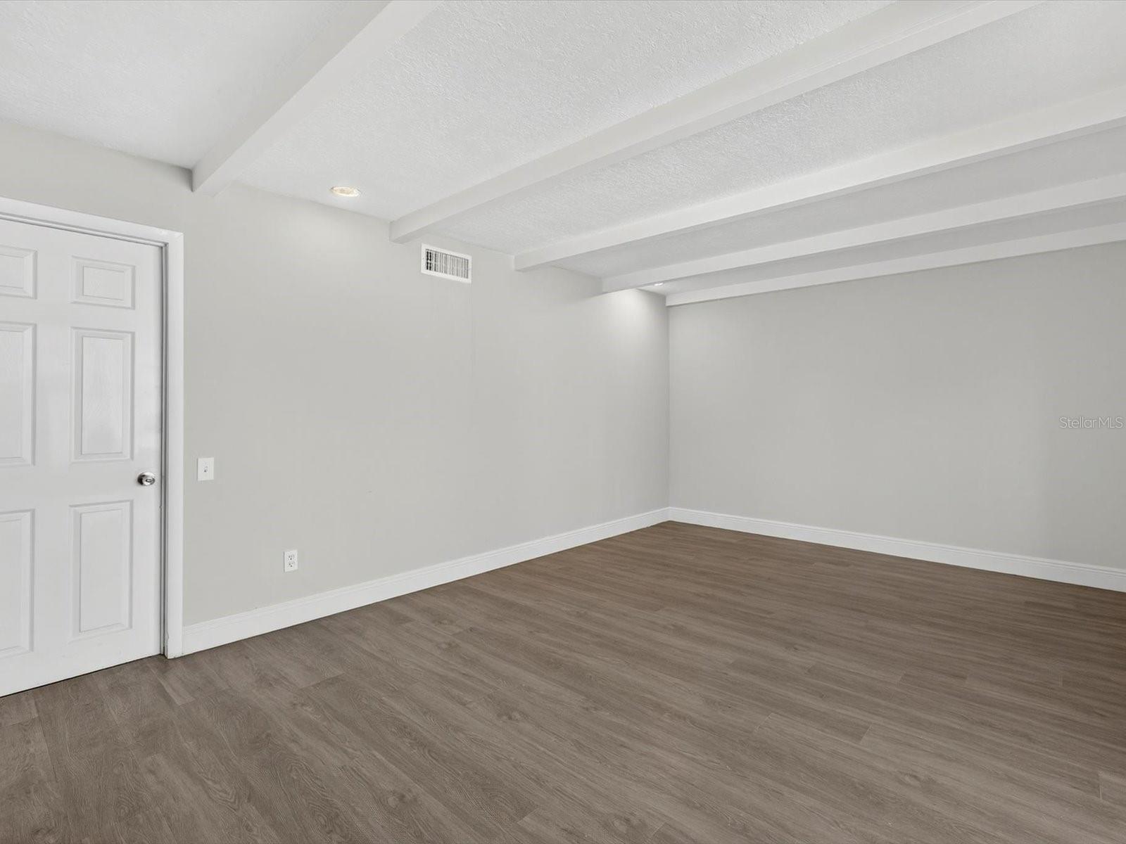 WINTER WOODS UNIT 01 - Residential