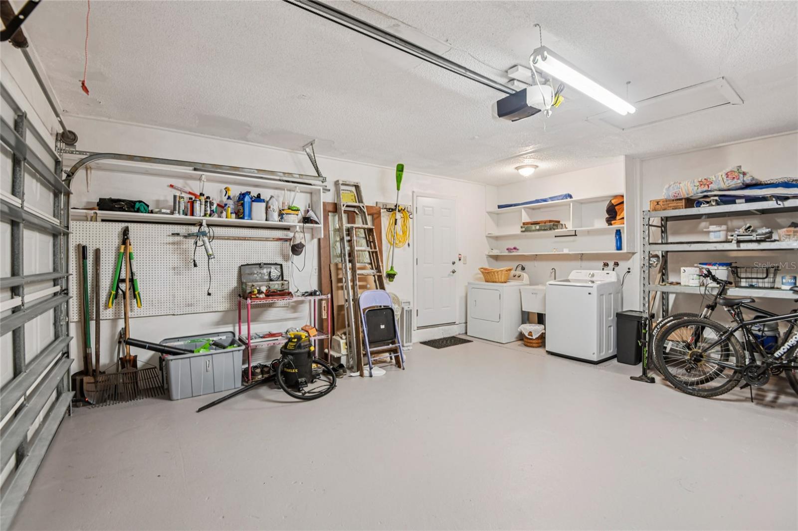 RED OAK HILLS - Residential