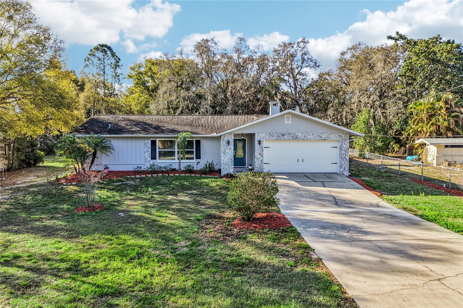 RED OAK HILLS - Residential