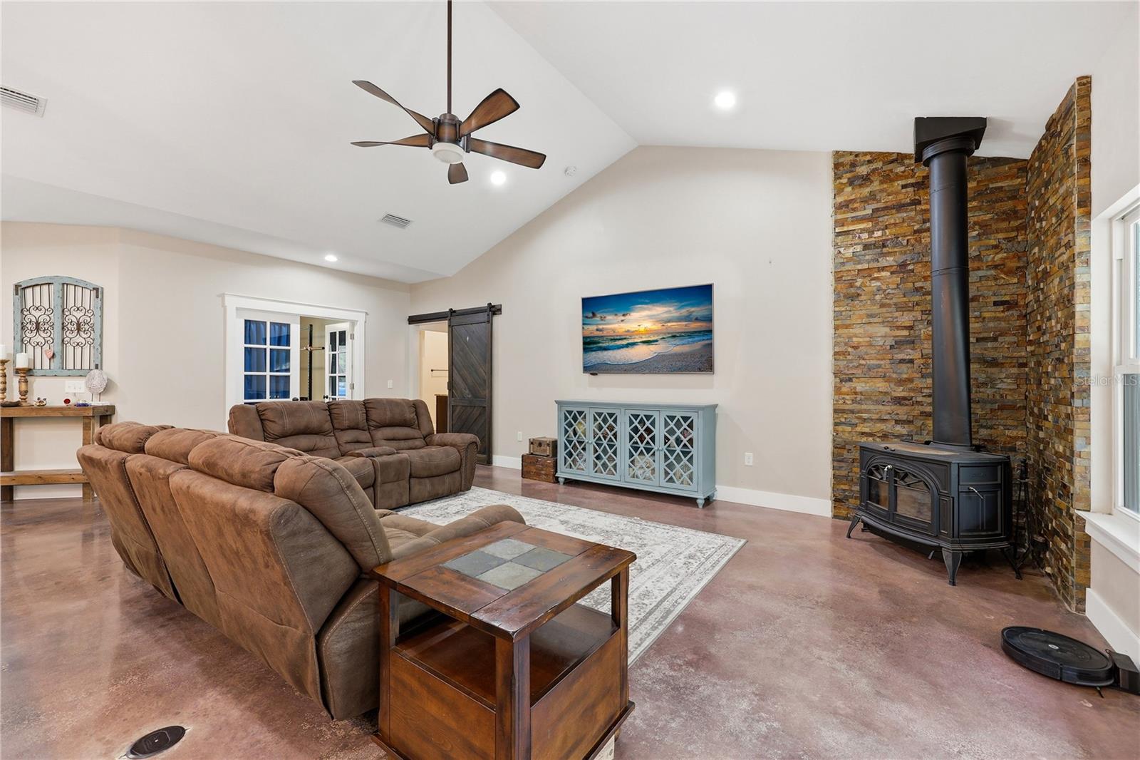 SHILOH RDG - Residential