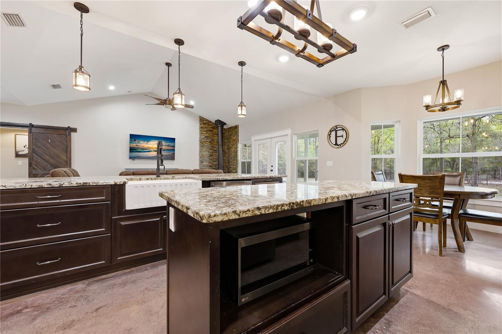 SHILOH RDG - Residential