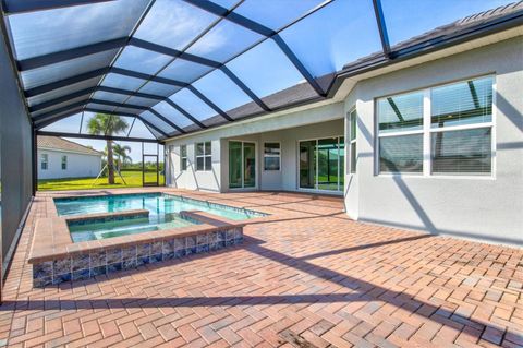 A home in PORT CHARLOTTE