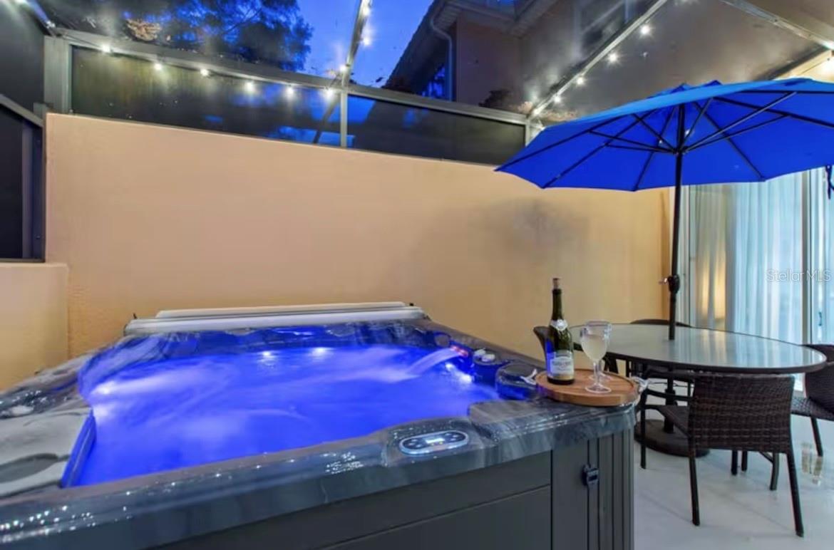 REGAL OAKS AT OLD TOWN - Residential