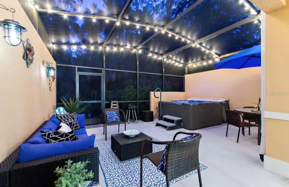 REGAL OAKS AT OLD TOWN - Residential