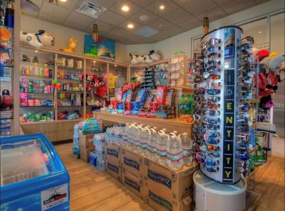 REGAL OAKS AT OLD TOWN - Residential