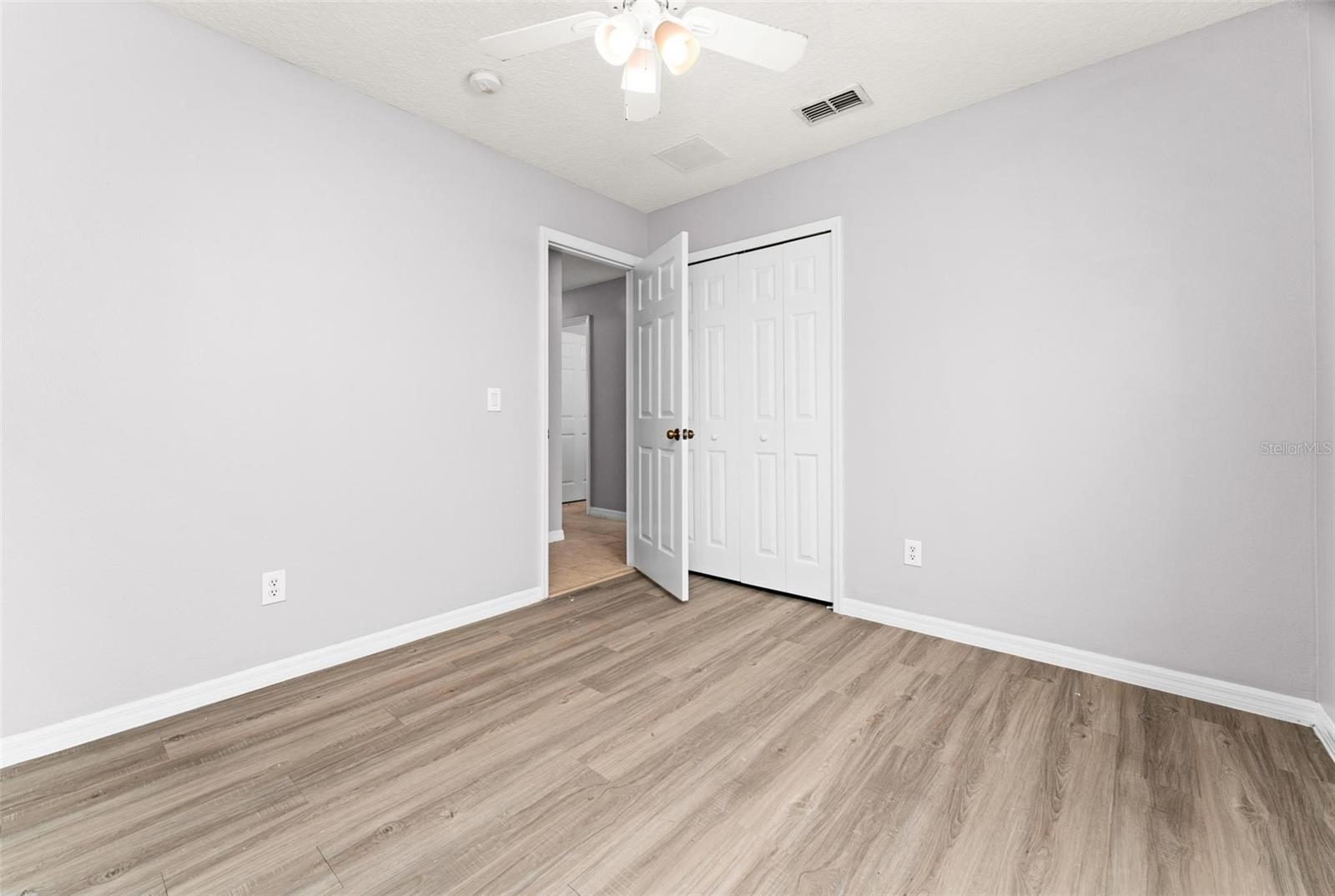 TIVOLI WOODS VILLAGE B 51 74 - Residential Lease