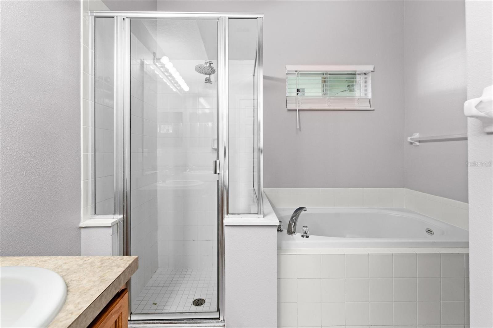 TIVOLI WOODS VILLAGE B 51 74 - Residential Lease