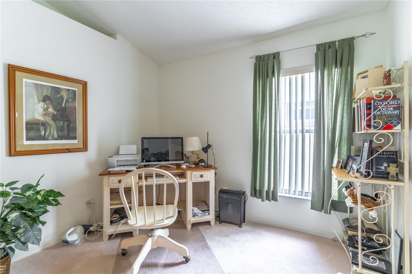 MAGNOLIA POINTE - Residential