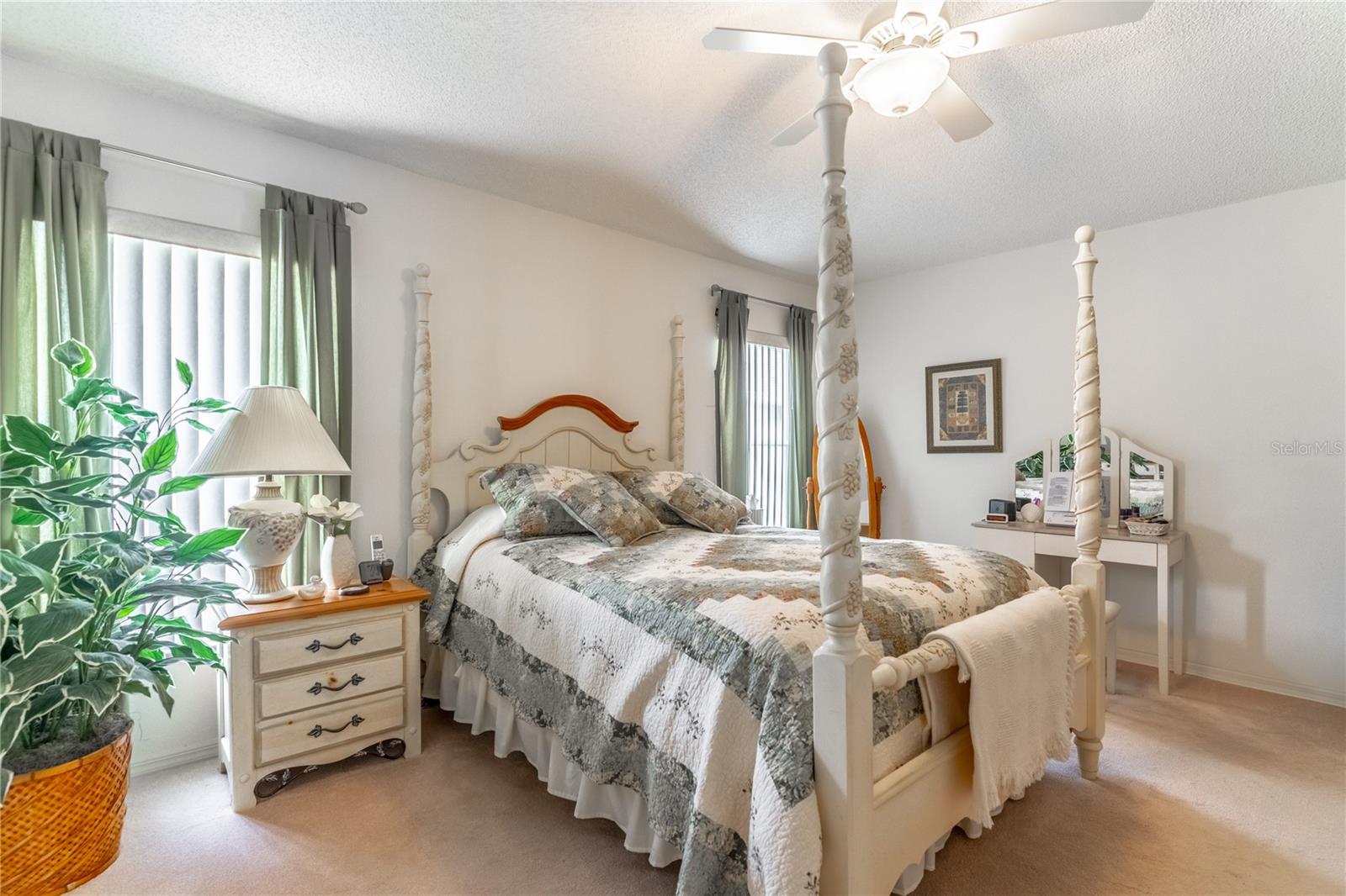 MAGNOLIA POINTE - Residential