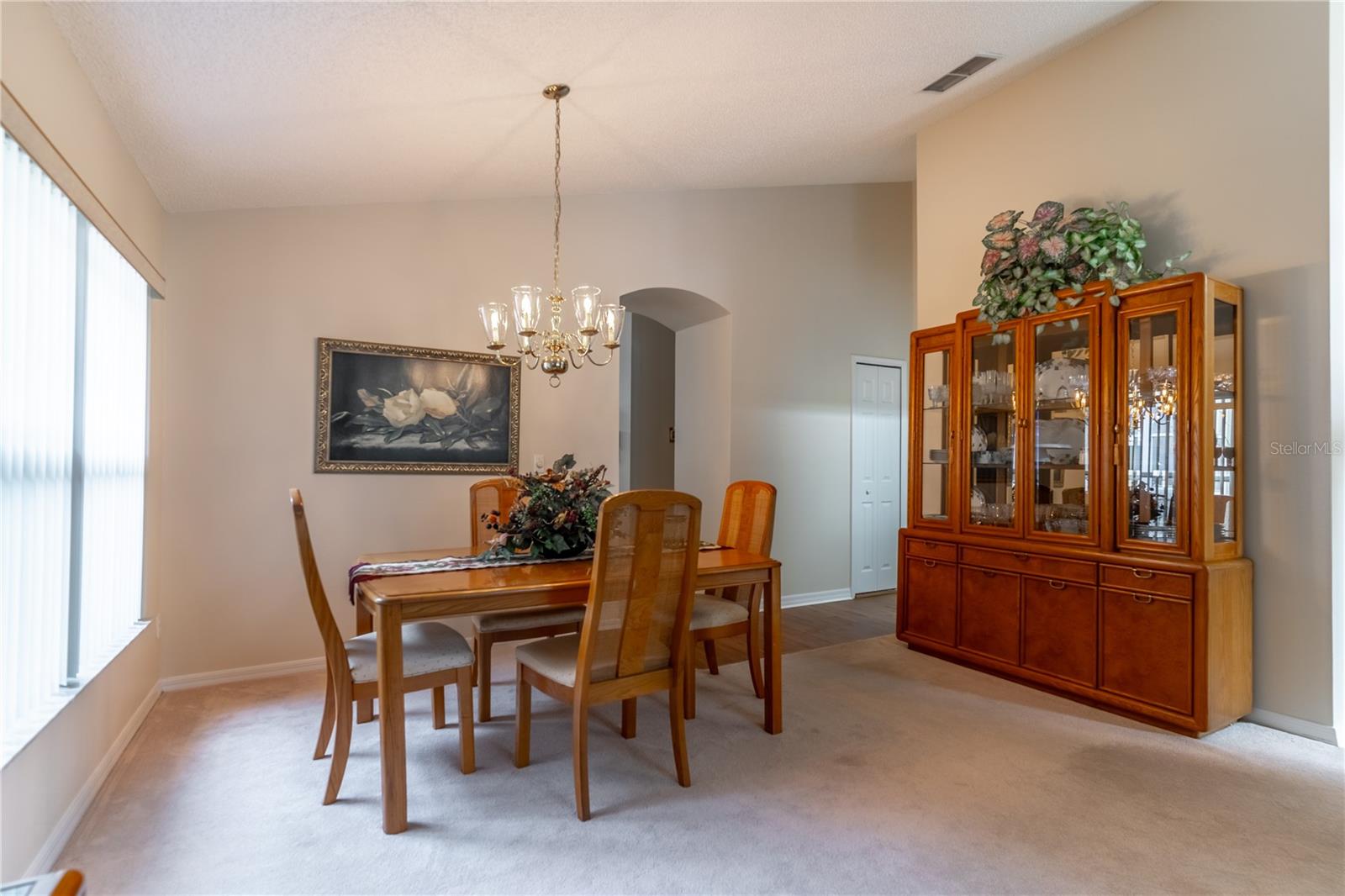 MAGNOLIA POINTE - Residential