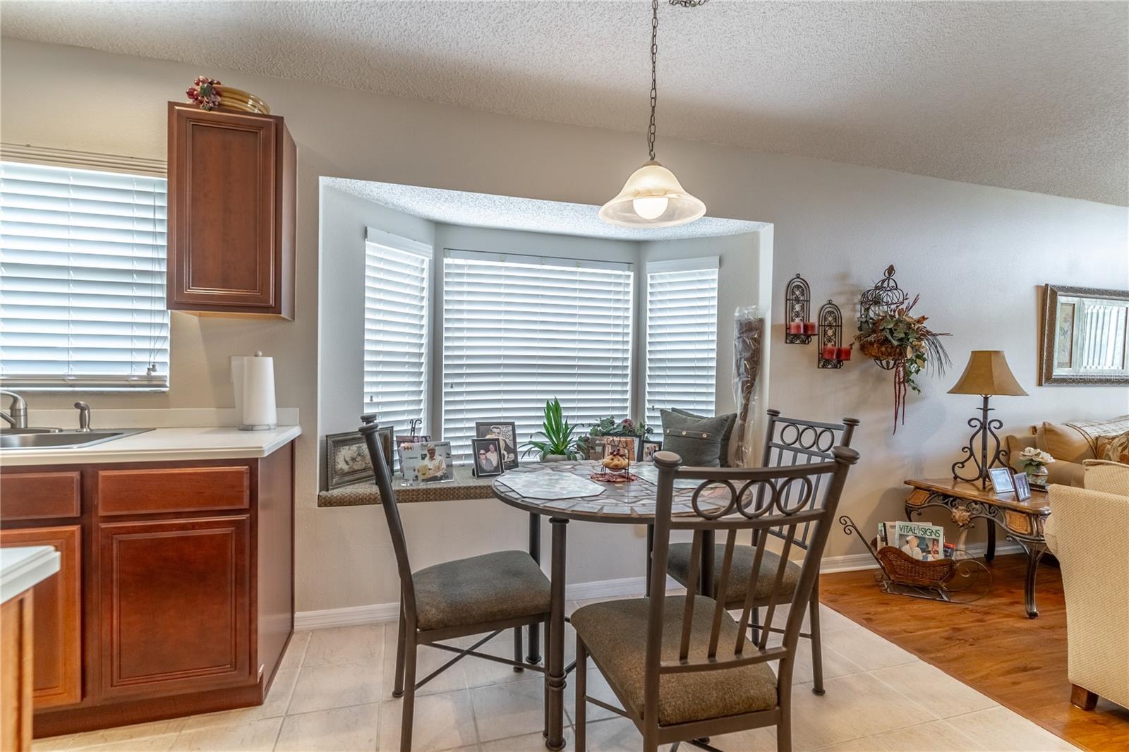 MAGNOLIA POINTE - Residential