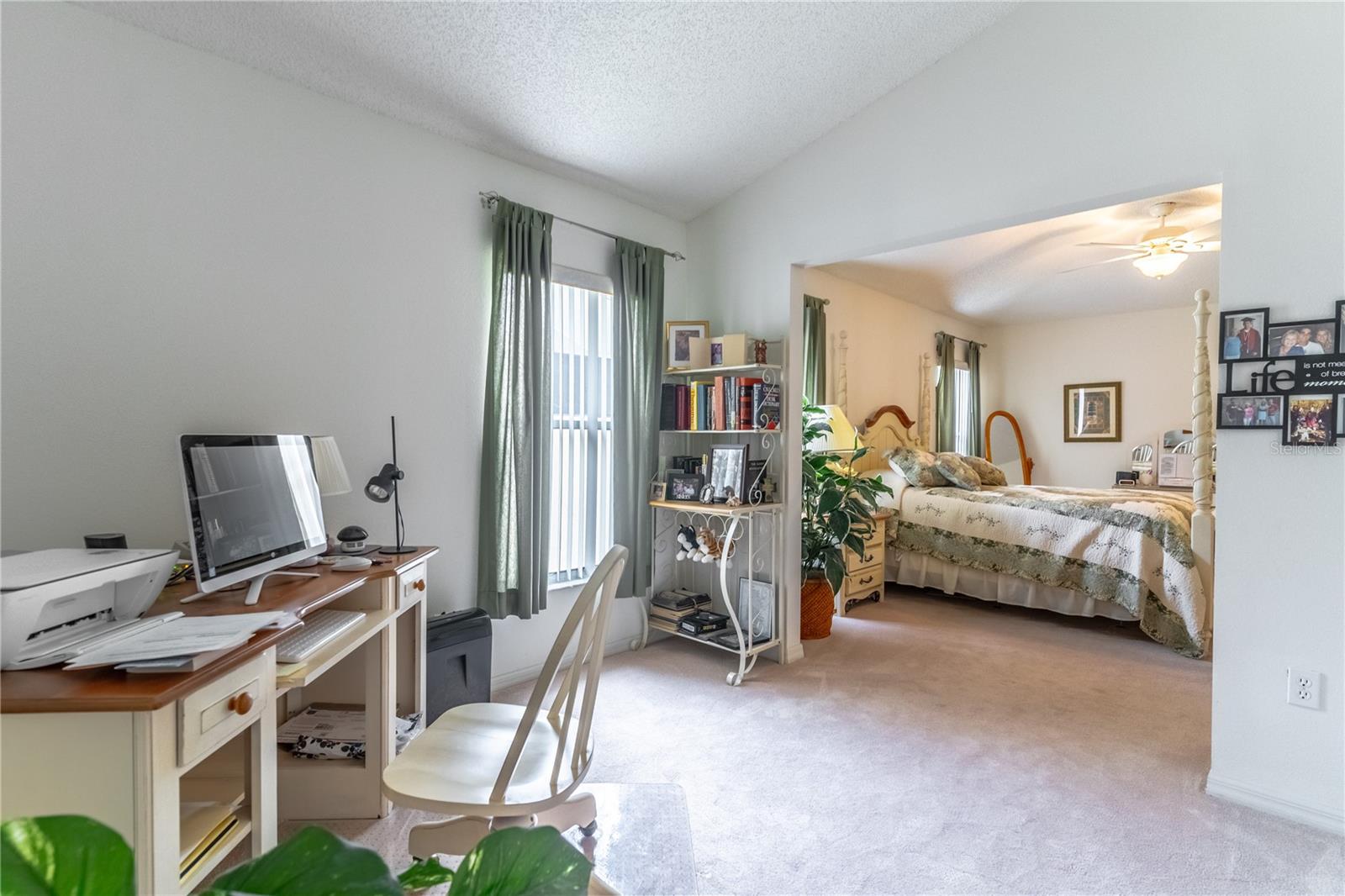 MAGNOLIA POINTE - Residential