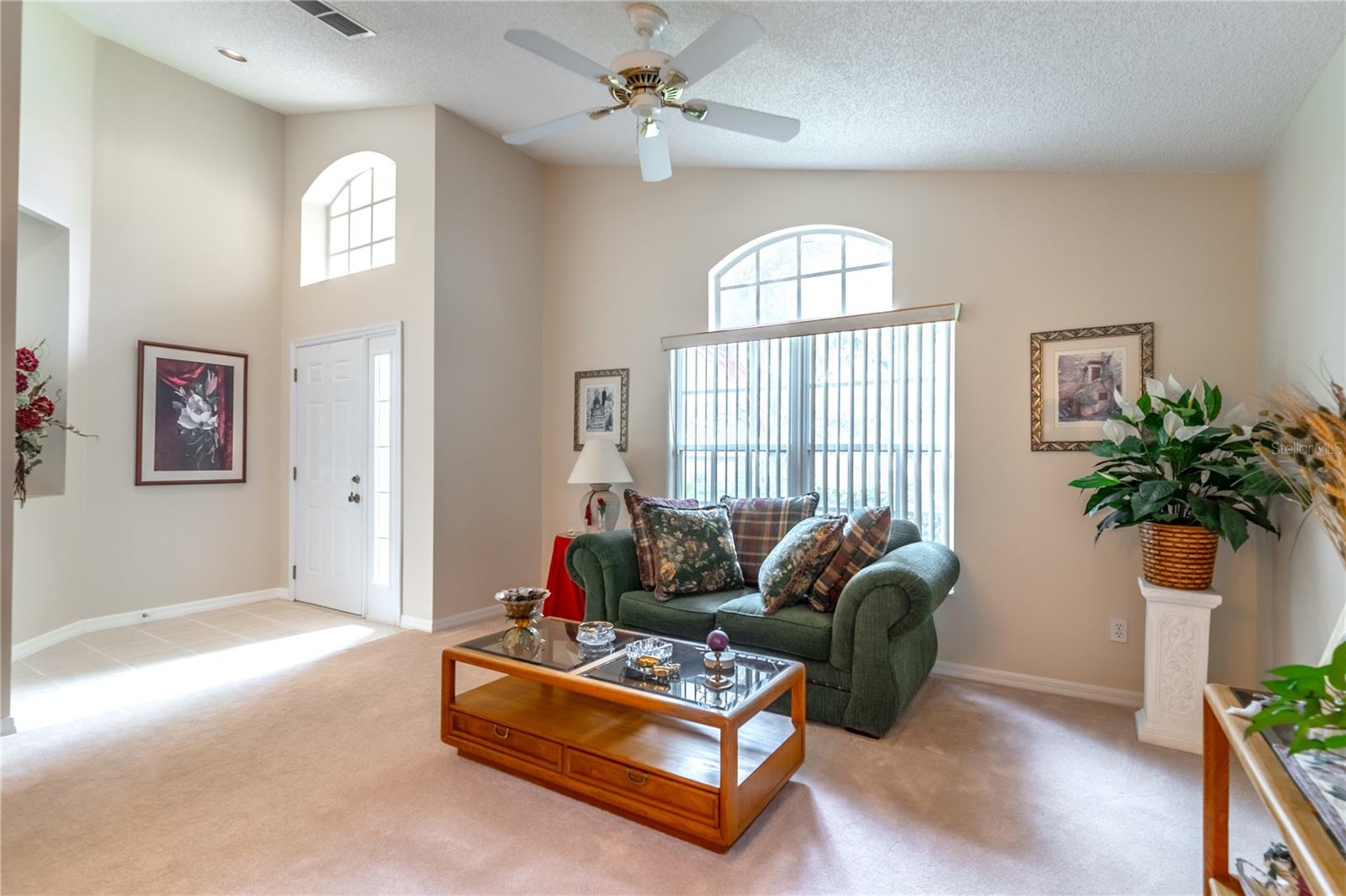 MAGNOLIA POINTE - Residential