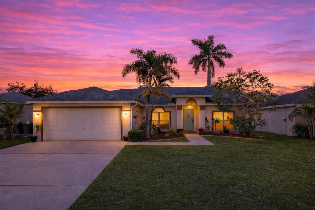 Photo of 11811 Dunster Lane, Parrish, FL 34219 (MLS # A4688517)