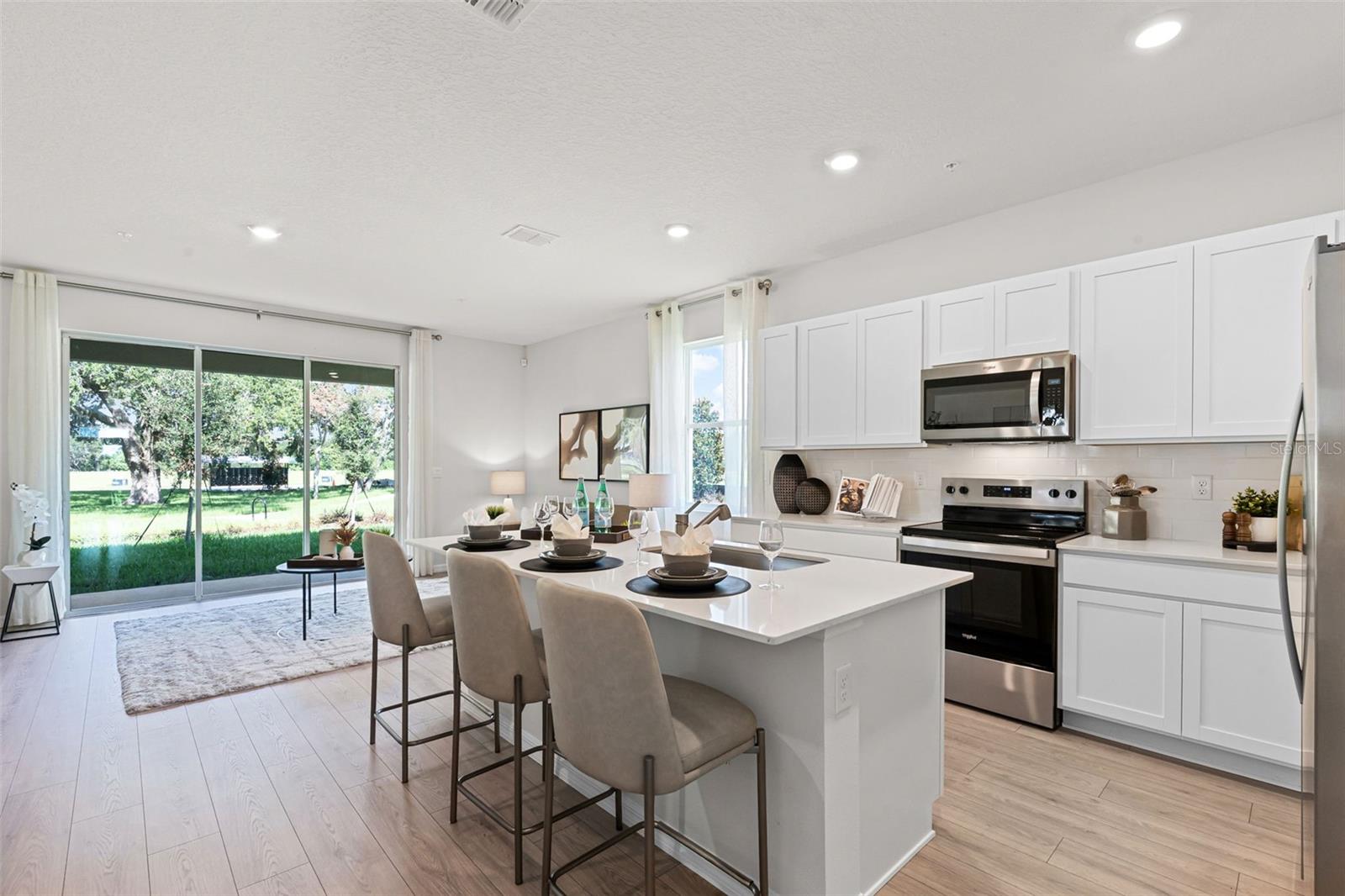 NONA WEST TWNHMS - Residential