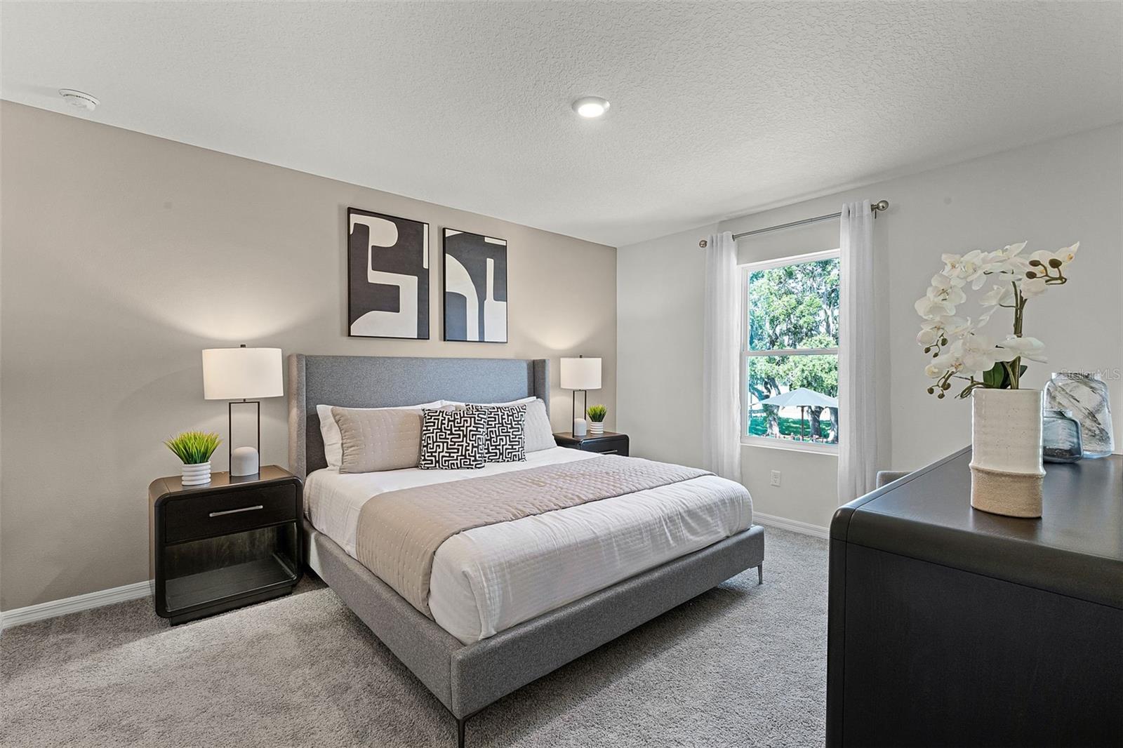 NONA WEST TWNHMS - Residential