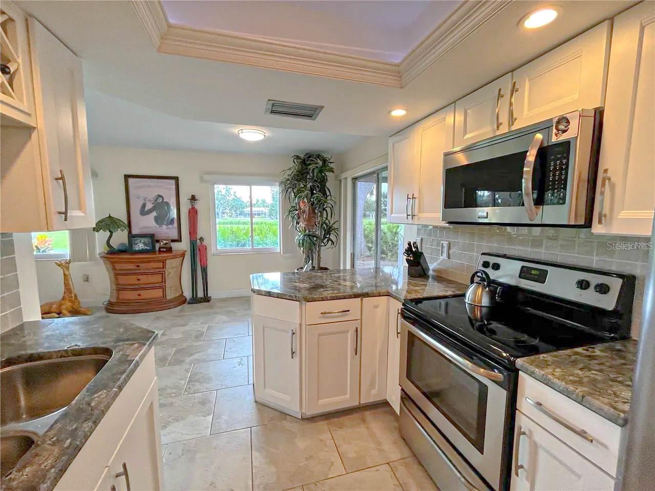 VILLAGE GREEN CLUB ESTATES - Residential