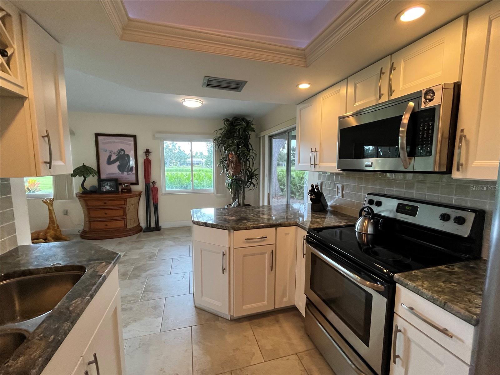 VILLAGE GREEN CLUB ESTATES - Residential