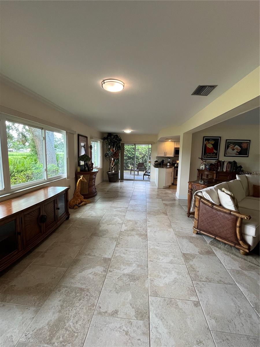 VILLAGE GREEN CLUB ESTATES - Residential