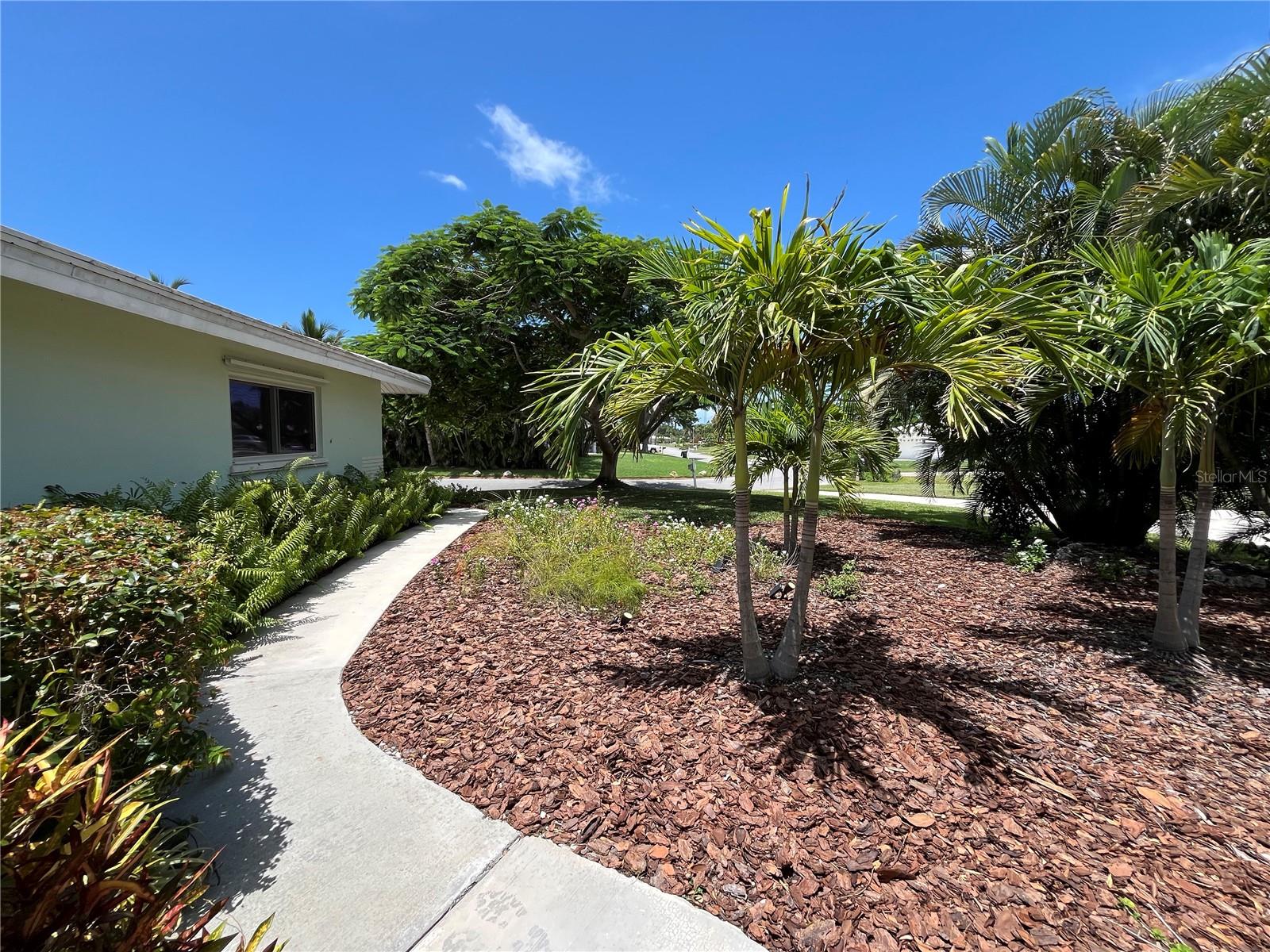 VILLAGE GREEN CLUB ESTATES - Residential