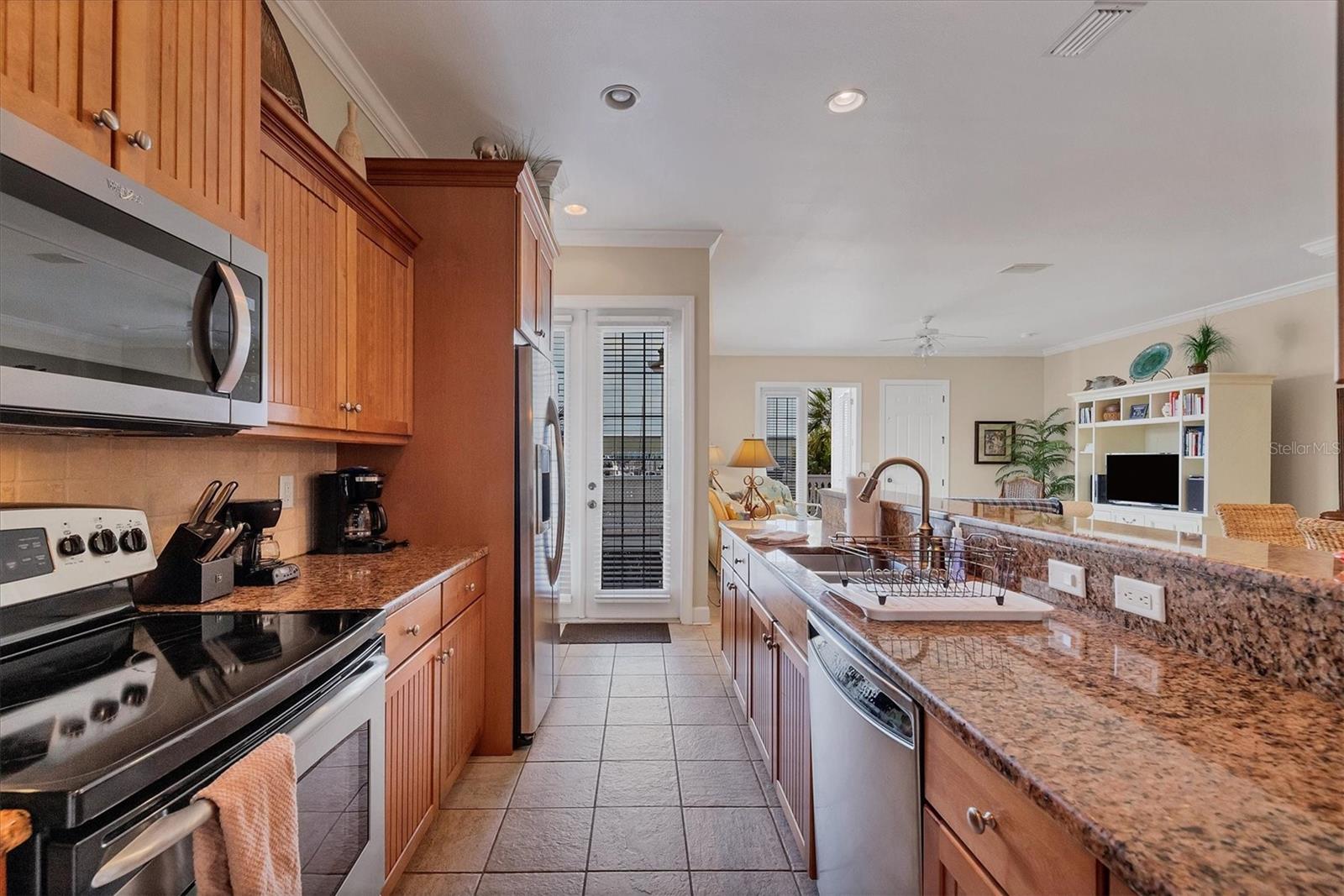 CORAL CREEK ANGLERS CLUB 02 - Residential Lease