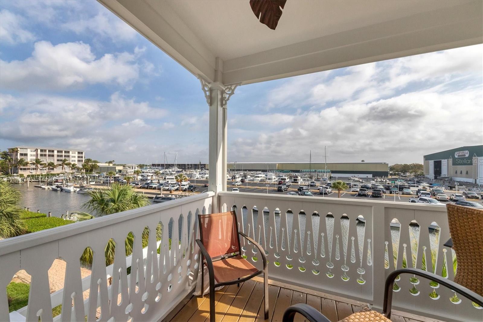 CORAL CREEK ANGLERS CLUB 02 - Residential Lease