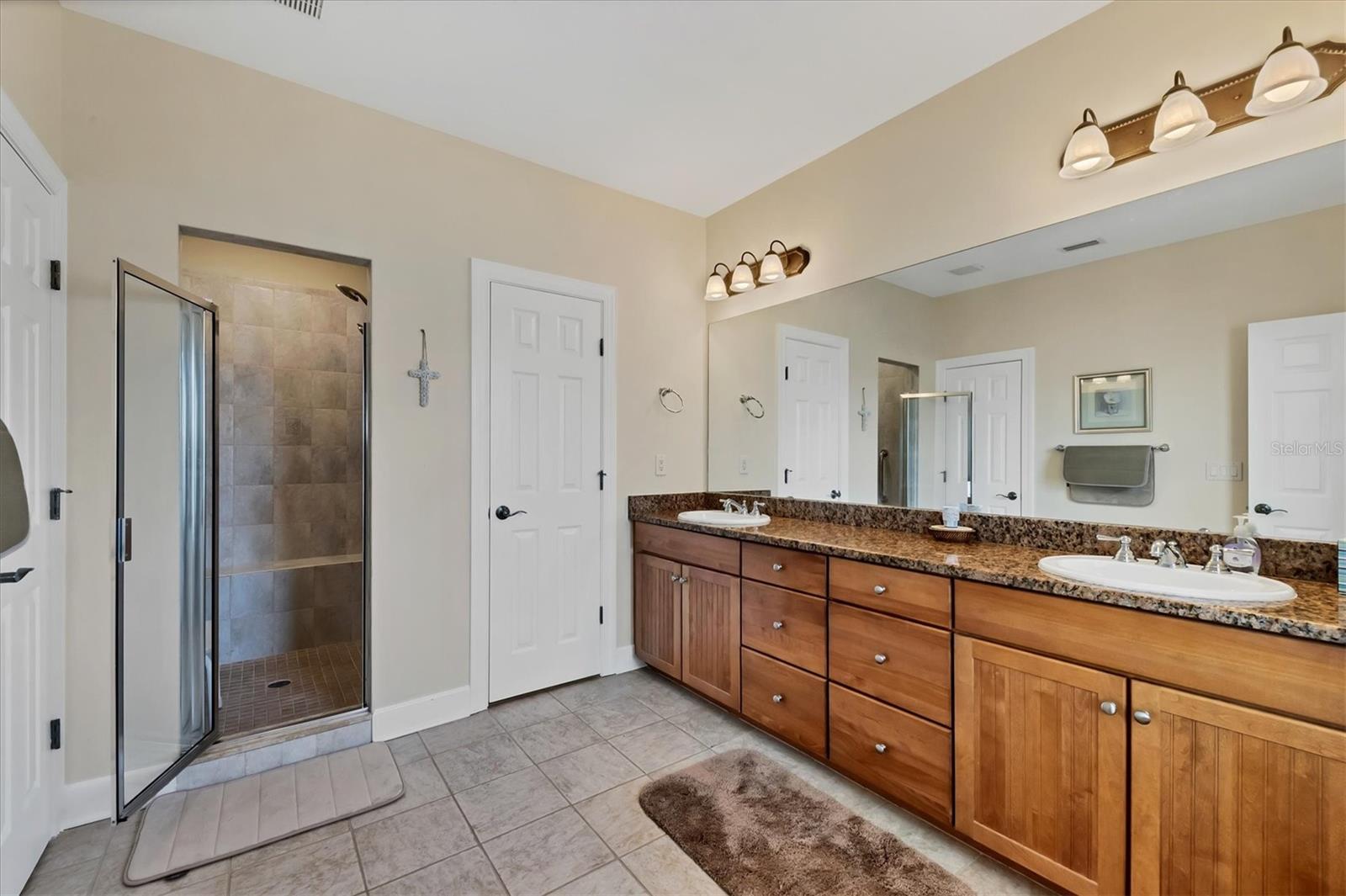 CORAL CREEK ANGLERS CLUB 02 - Residential Lease