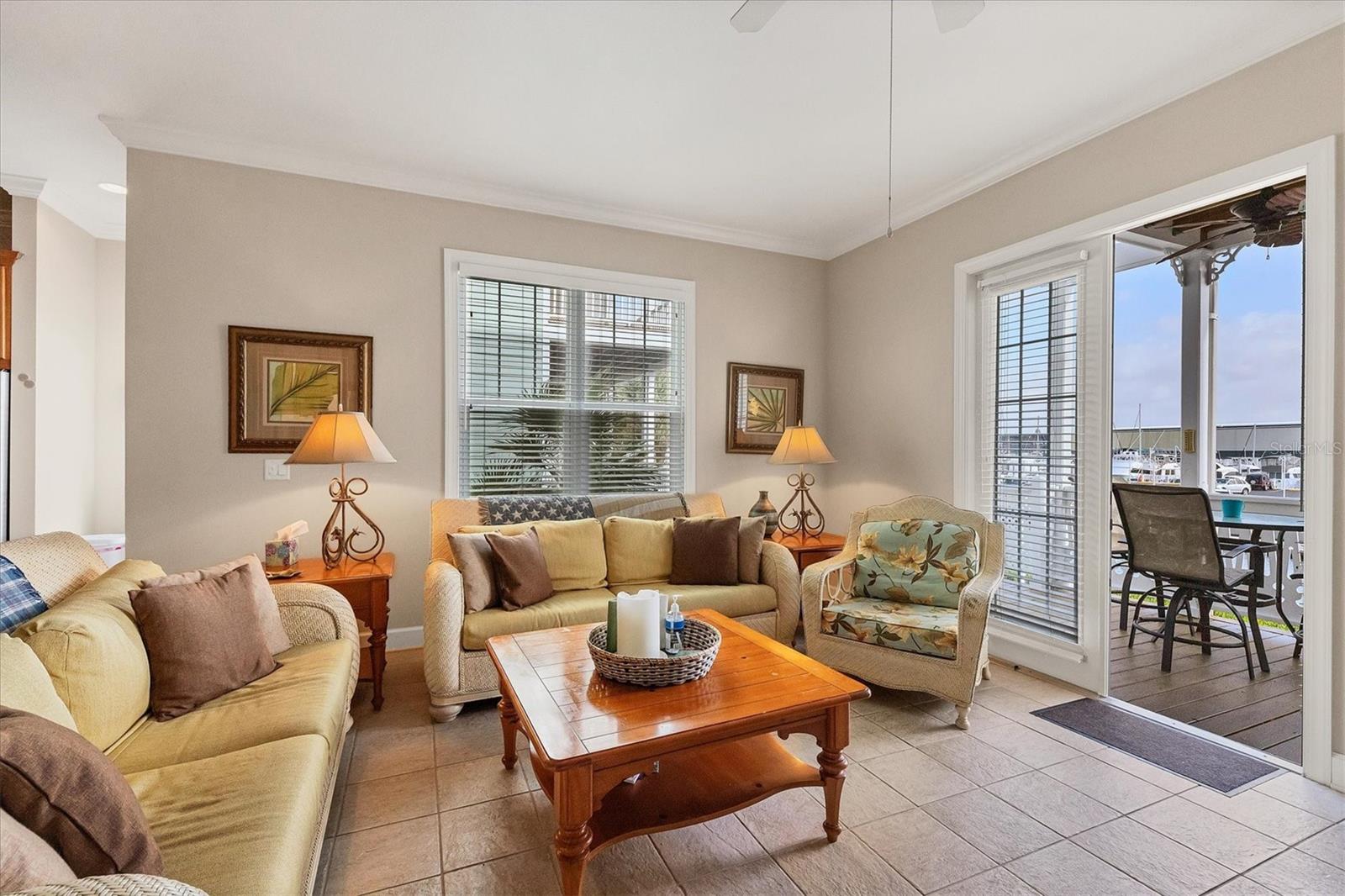 CORAL CREEK ANGLERS CLUB 02 - Residential Lease