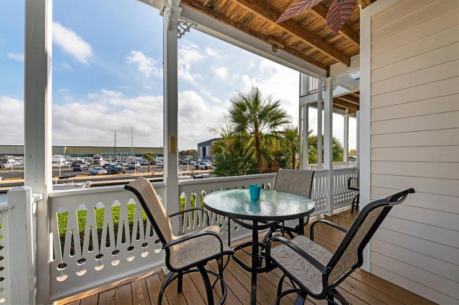 CORAL CREEK ANGLERS CLUB 02 - Residential Lease