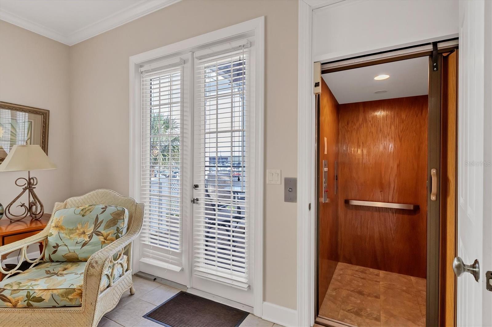 CORAL CREEK ANGLERS CLUB 02 - Residential Lease