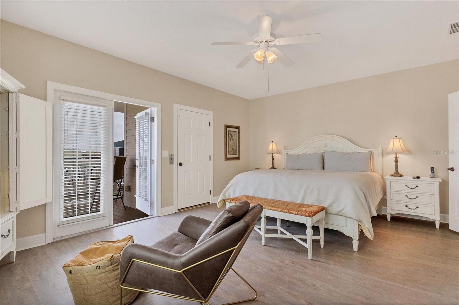 CORAL CREEK ANGLERS CLUB 02 - Residential Lease