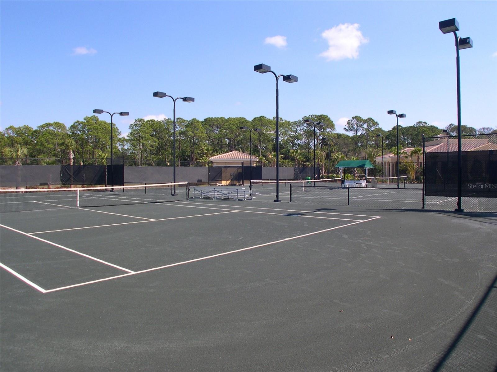 VENETIAN GOLF & RIVER CLUB PHA - Residential Lease