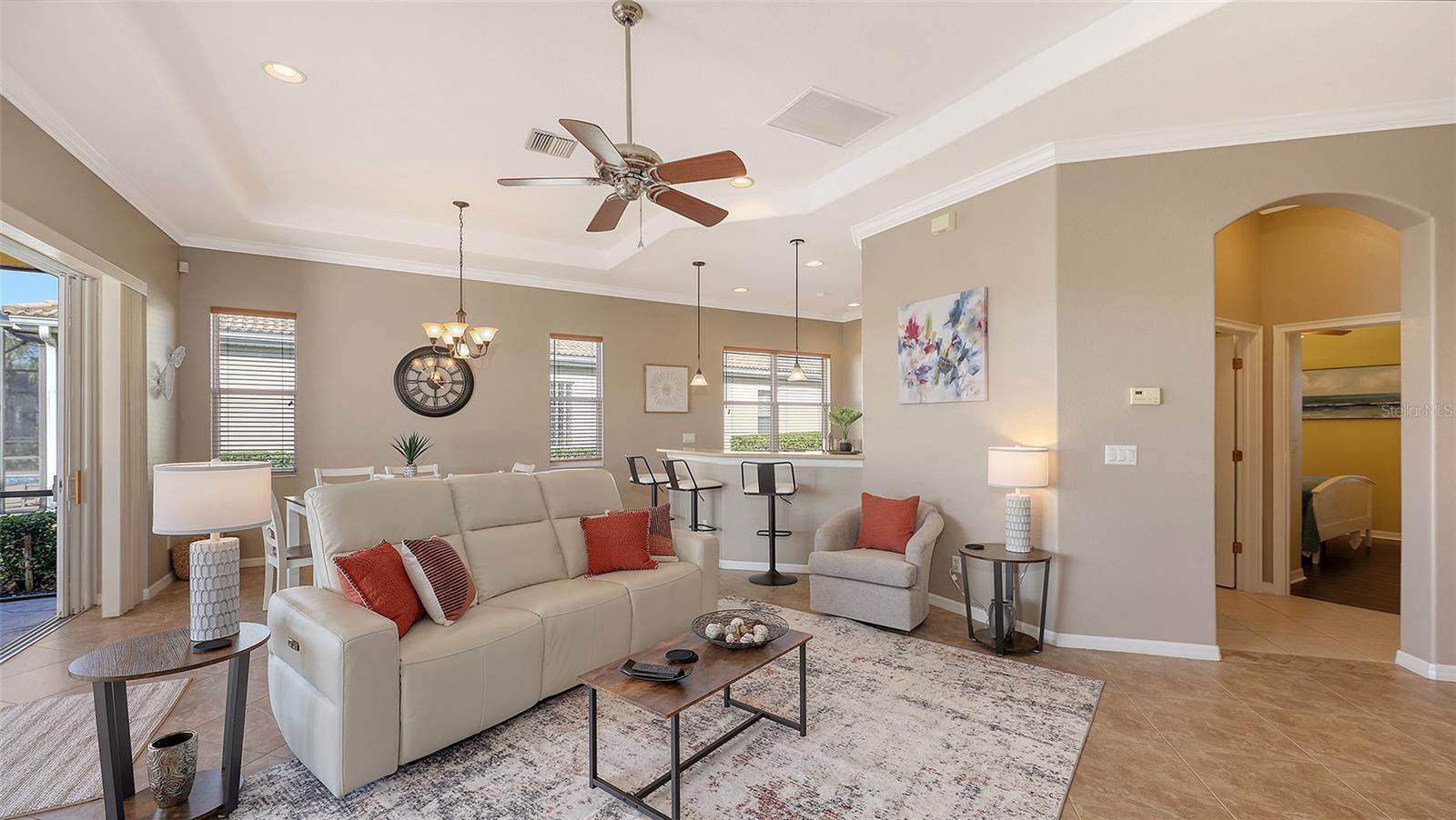 VENETIAN GOLF & RIVER CLUB PHA - Residential Lease