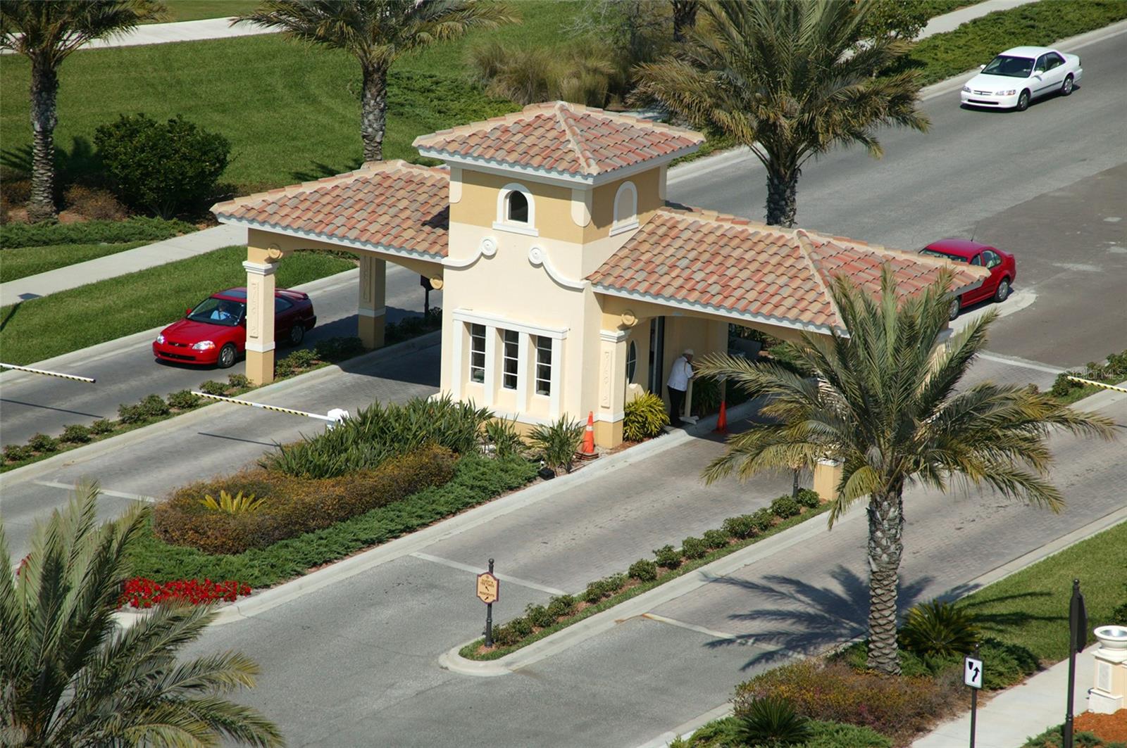 VENETIAN GOLF & RIVER CLUB PHA - Residential Lease